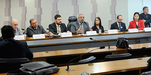 Sindicalistas defendem Estatuto do Trabalho